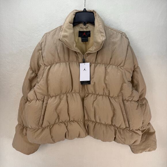 AIR JORDAN FLIGHT WOMEN'S LARGE BEACH CREAM PUFFER JACKET $195/FB5149-277 - Picture 1 of 6